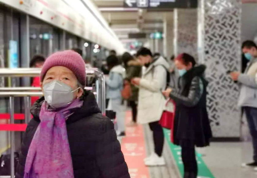 市民戴口罩.jpg 市民戴口罩.jpg