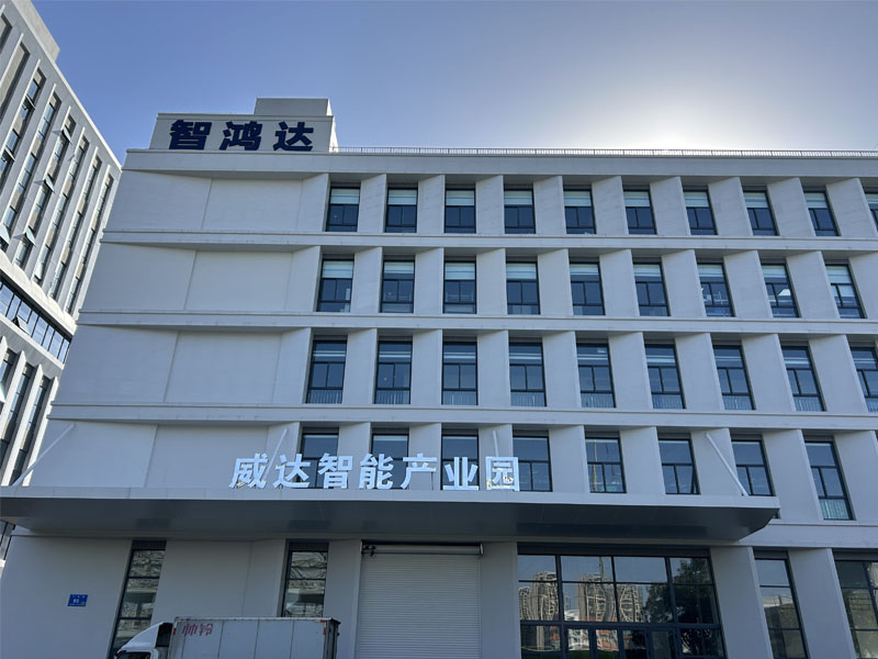 威達(dá)電子2200平方SMT10萬(wàn)級(jí)潔凈車(chē)間安裝完工交付