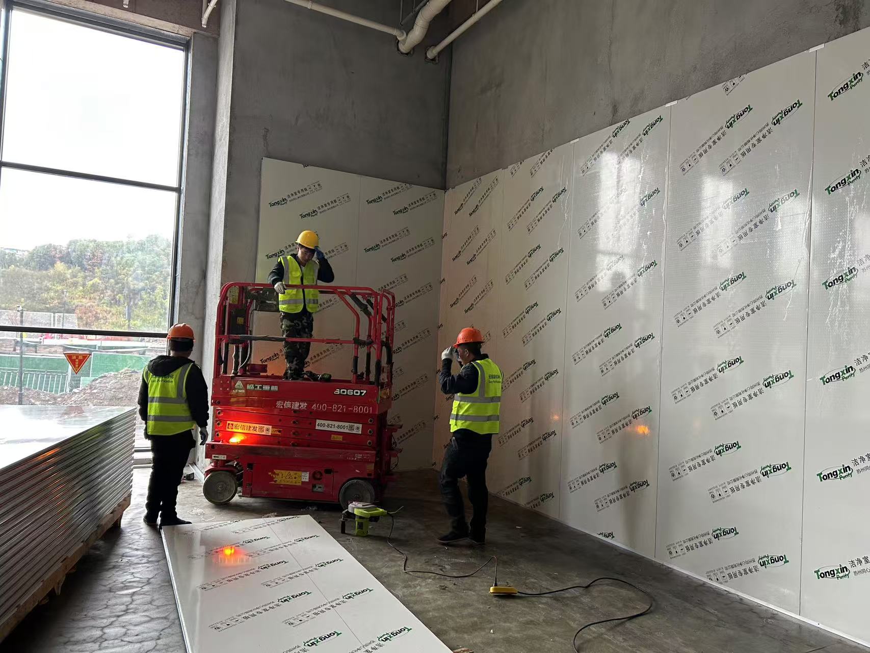 p003.jpg 我司成功中標(biāo)普昂醫(yī)療新廠房2000平方10萬(wàn)級(jí)潔凈車間